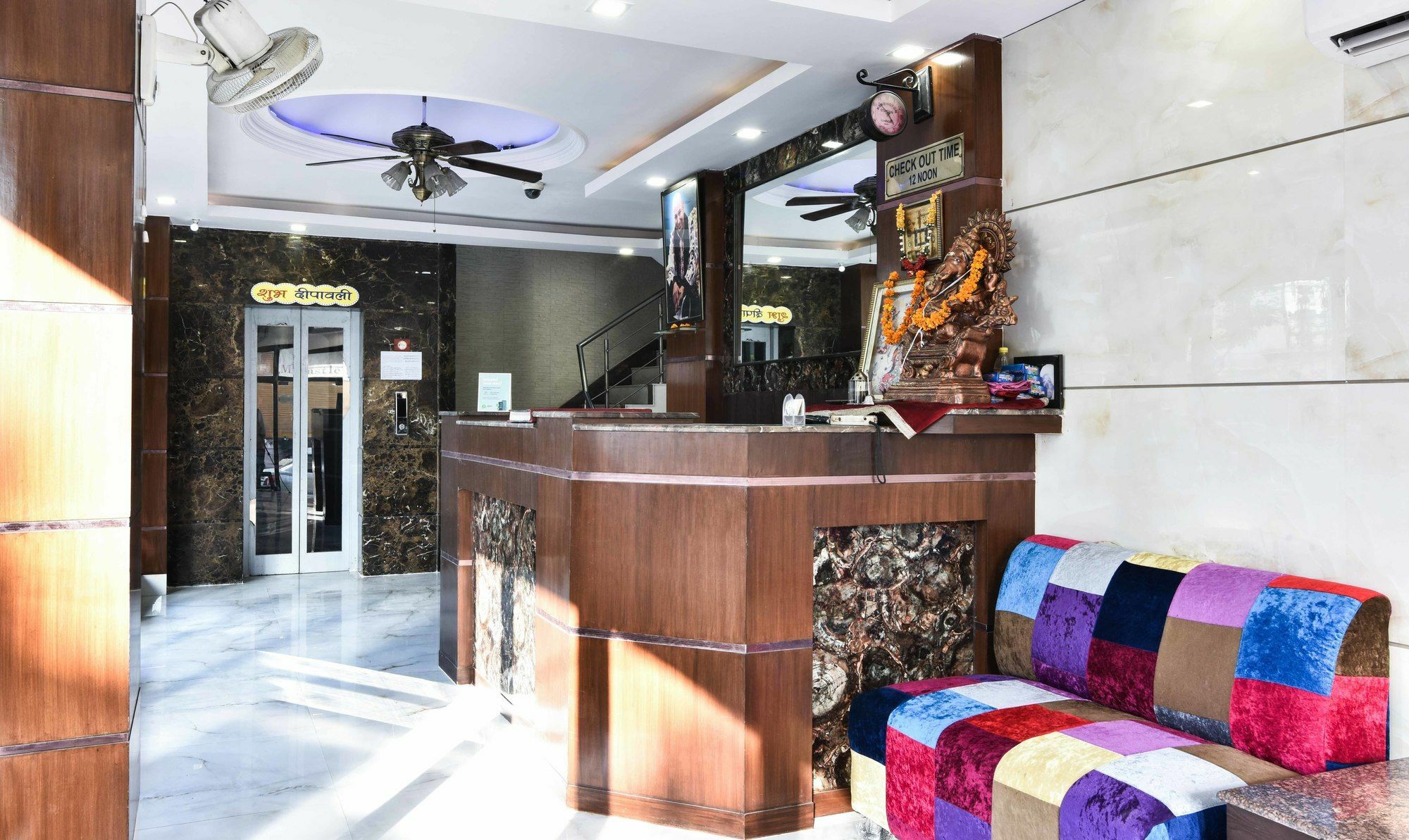 Treebo Mehar Castle Hotel Delhi  Exterior photo